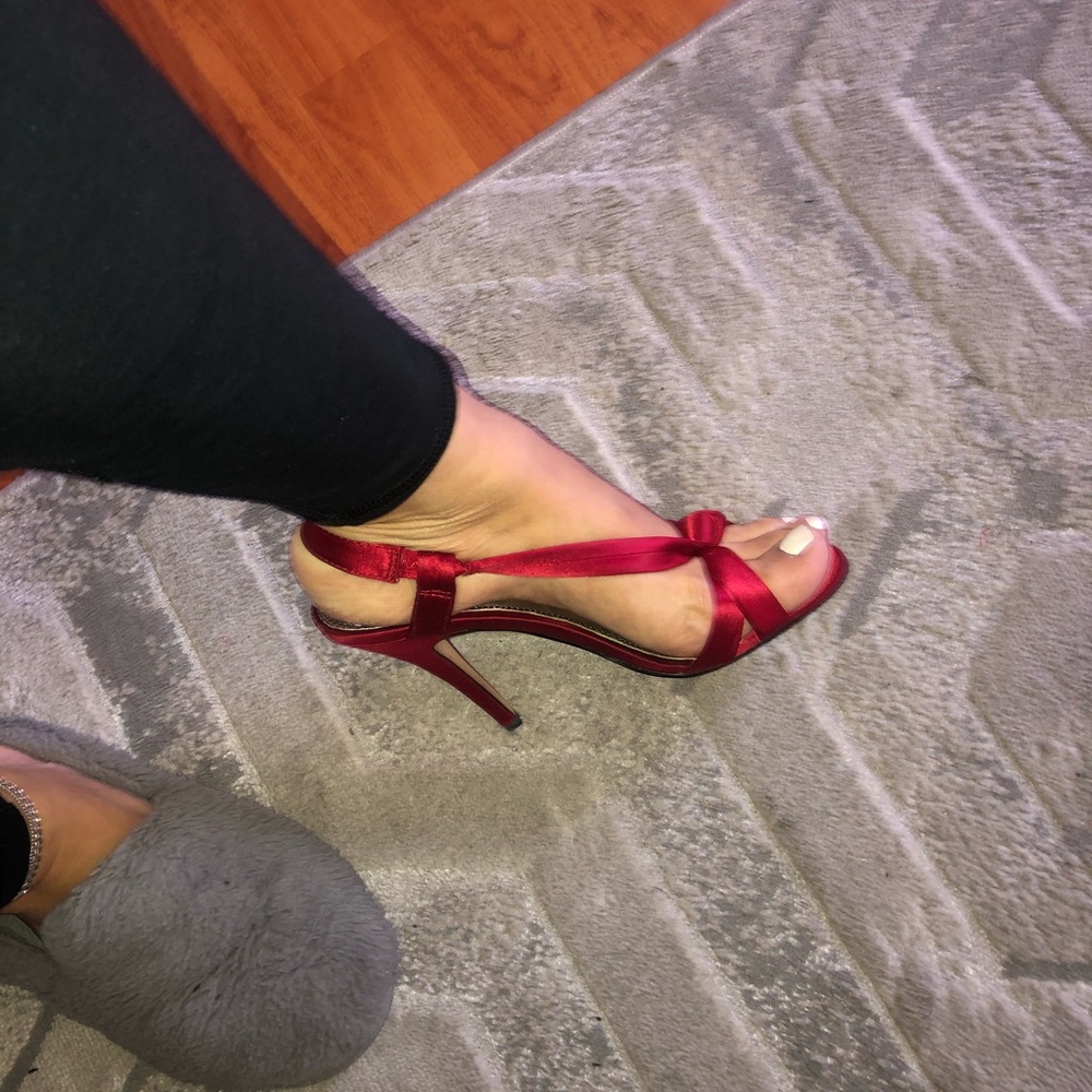 Shoes - Picture 6 of 7